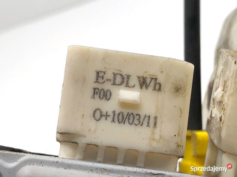 ZAMEK DRZWI LEWY PRZÓD AUDI A8 D4 SedanLimuzyna