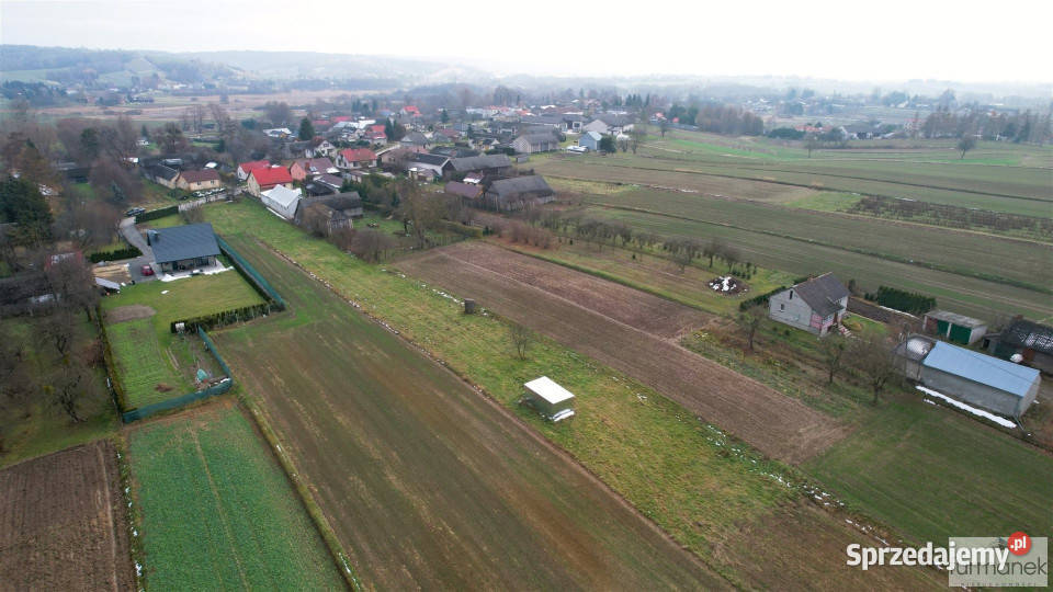 sprzedaży działki Latyczyn 2001m 37zł/m2