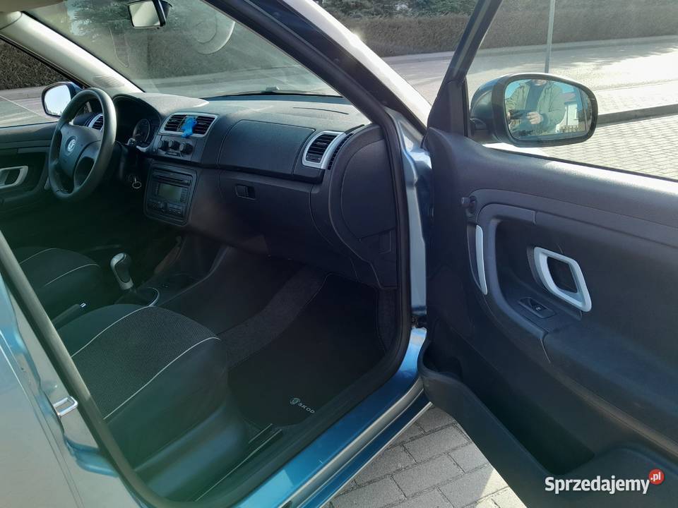 SKODA FABIA 14 benzyna 2009 oryginalny lakier sprzedam