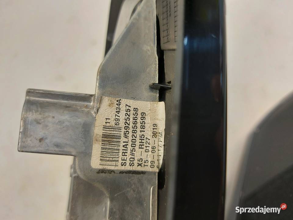 BMW G05 X5 30d 2019r LUSTERKO PRAWE PRZÓD 45 PIN