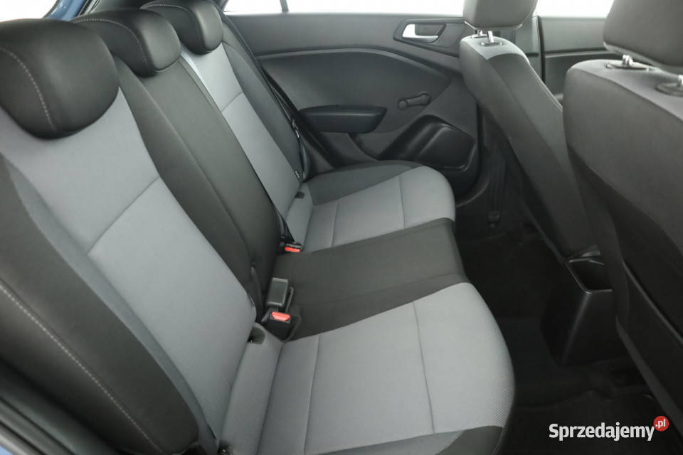 Hyundai i20 12 niebieski mazowieckie Piaseczno