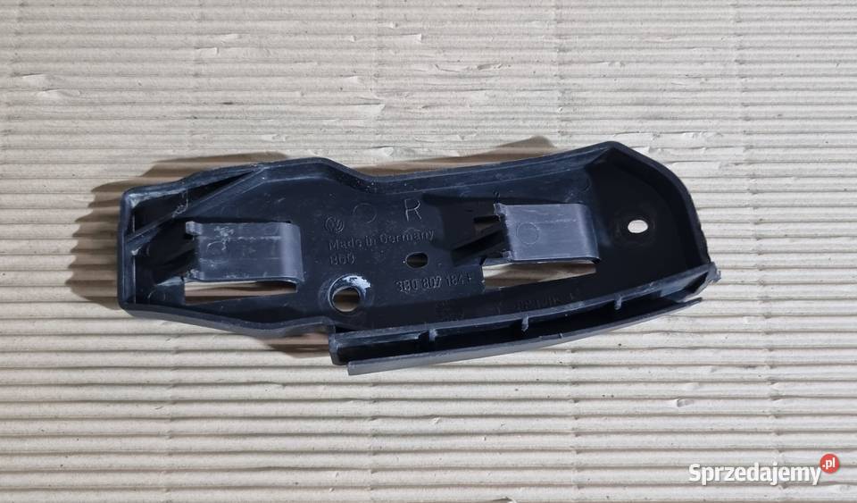 Ślizg przedniego zderzaka VW PASSAT B5