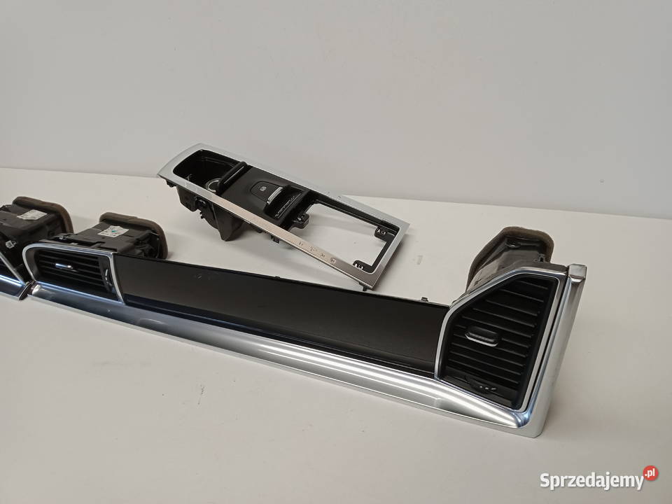 PORSCHE MACAN KRATKA NAWIEWU LISTWA DECOR Rakoniewice