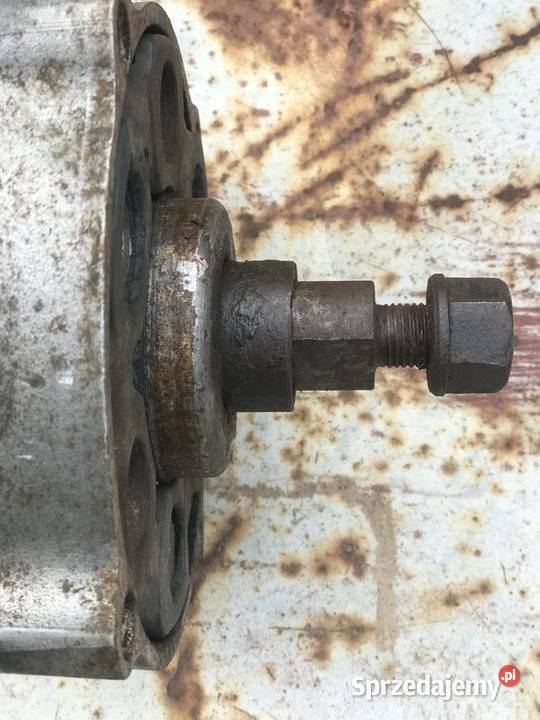 Zabierak zębatki do MZ 250 Trophy