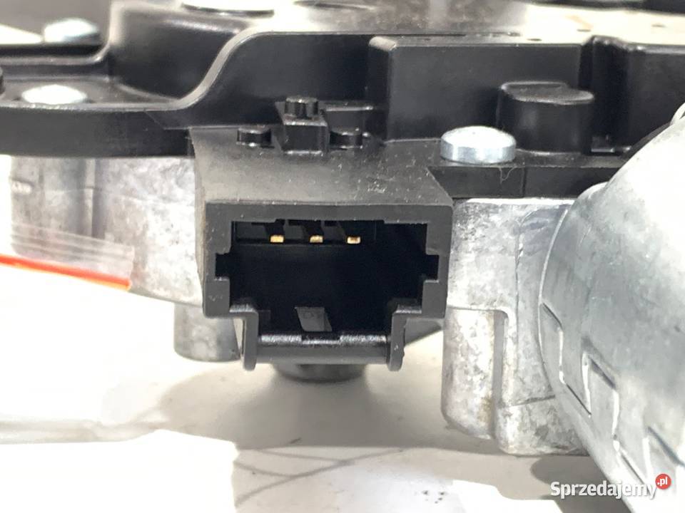 SILNIK WYCIERACZEK TYŁ OPEL CROSSLAND 0390205115