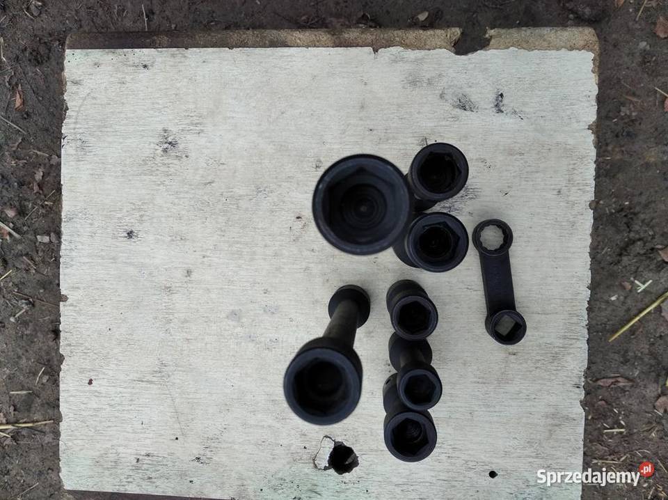 Ursus 28123512MF 255 MF235 klucze serwisowe