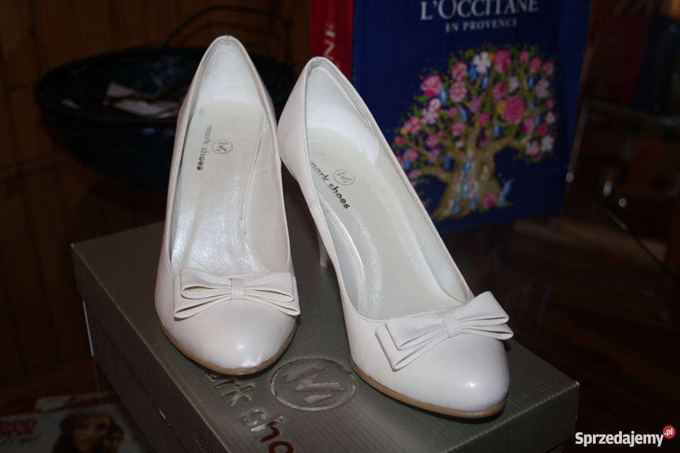 Mark Shoes 38 ecru Dębe Wielkie