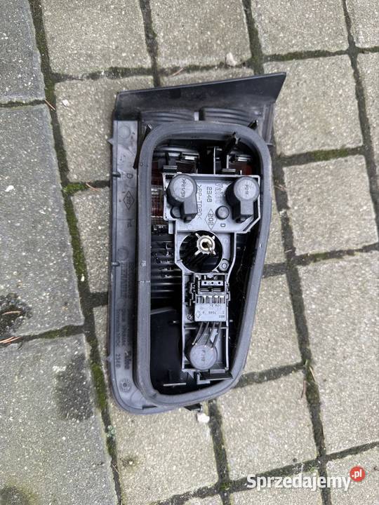 Lampa tył lewa wewnętrzna Renault Laguna II Ostrów Wielkopolski