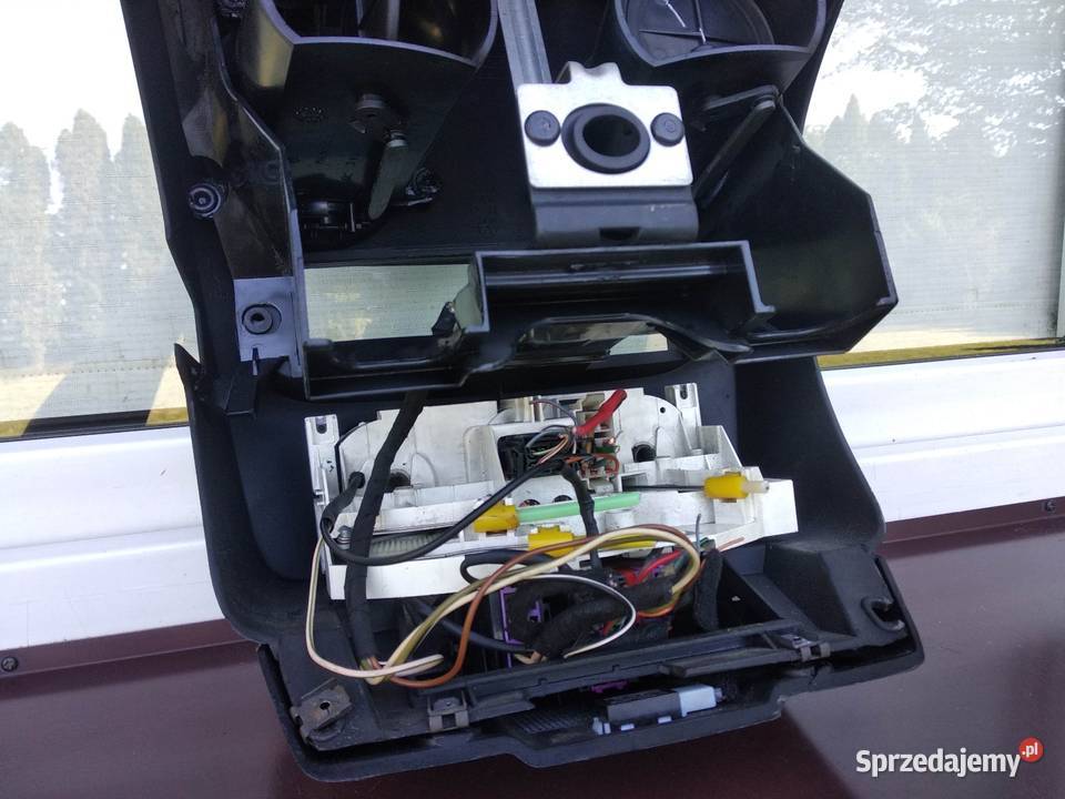 VW Beetle 1C panel konsola środkowa panel Deski rozdzielcze, konsole Sieradz