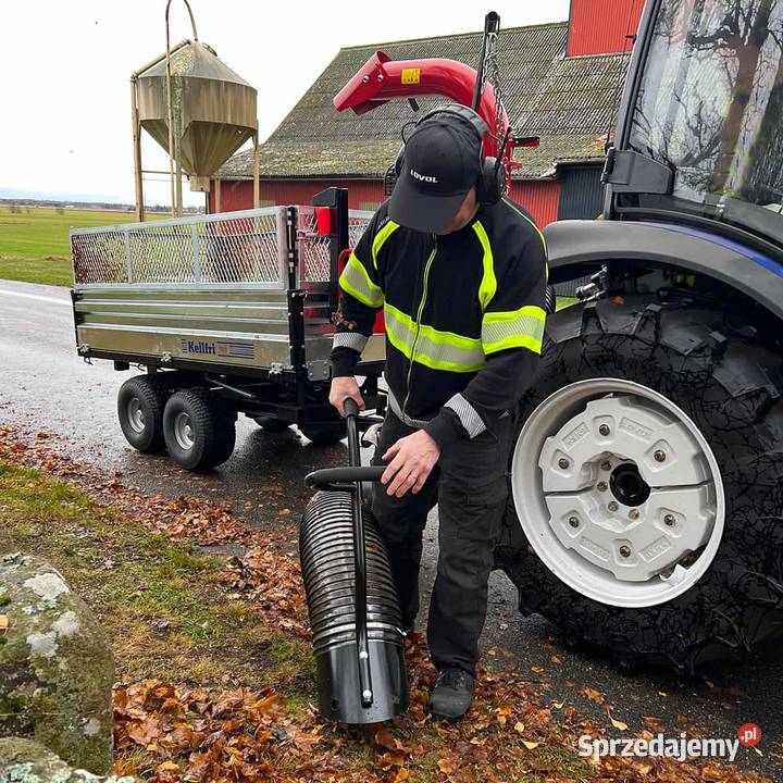 Duży odkurzacz do lisci 21 montowany na Włocławek