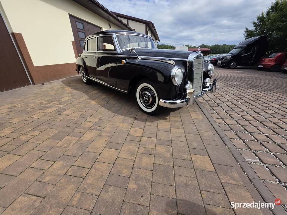 Mercedes Benz Typ 300 Adenauer renowacja Woźniki