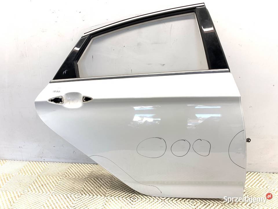 DRZWI PRAWY TYŁ HYUNDAI i40 Hatchback NCW CREAMY osobowe
