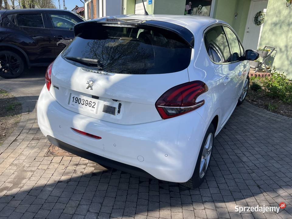 Peugeot 208 16 bluehdi 2017 260 tkm immobilizer Leszno sprzedam