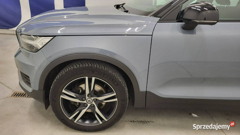 Volvo XC 40 B4 B AWD RDesign aut 4/5 XC 40 Grójec