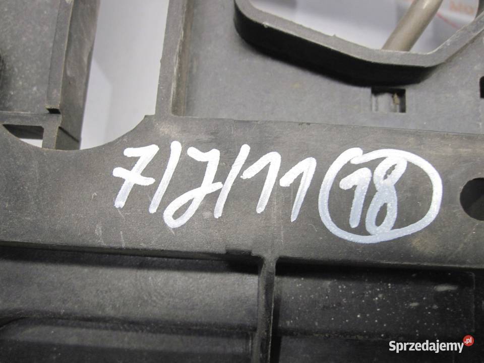 PORSCHE CAYENNE 32 B 05r ślizg lampy prawy przód Kielce