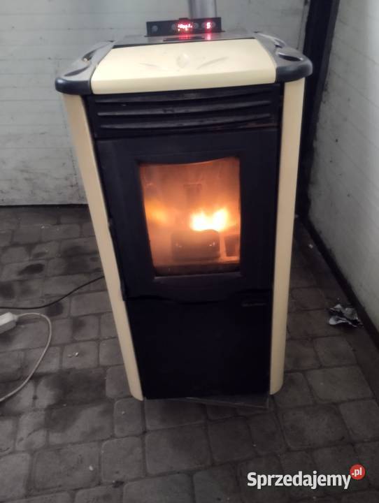 sprzedam piec na pellet Extraflarne 5kw