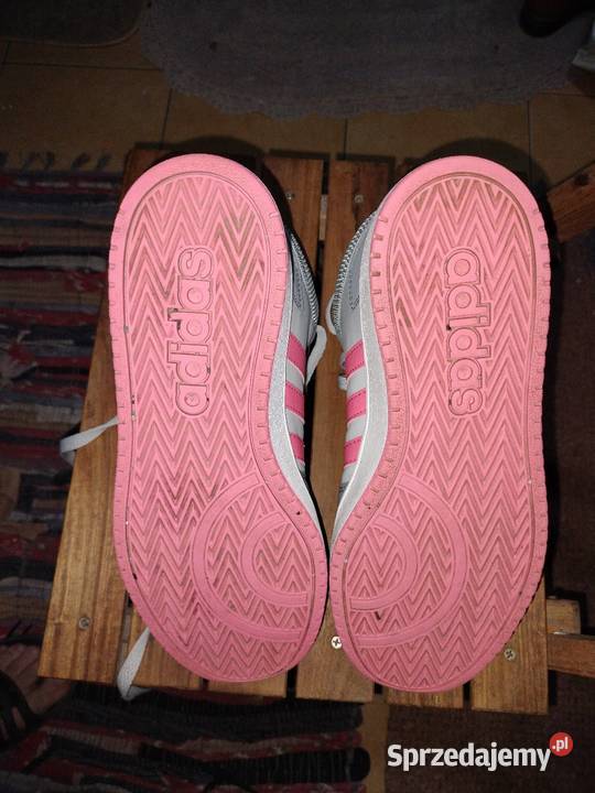 Buty damskie adidas orginalne rozmiar 40 szary/srebrny Obuwie sportowe Kobyłka