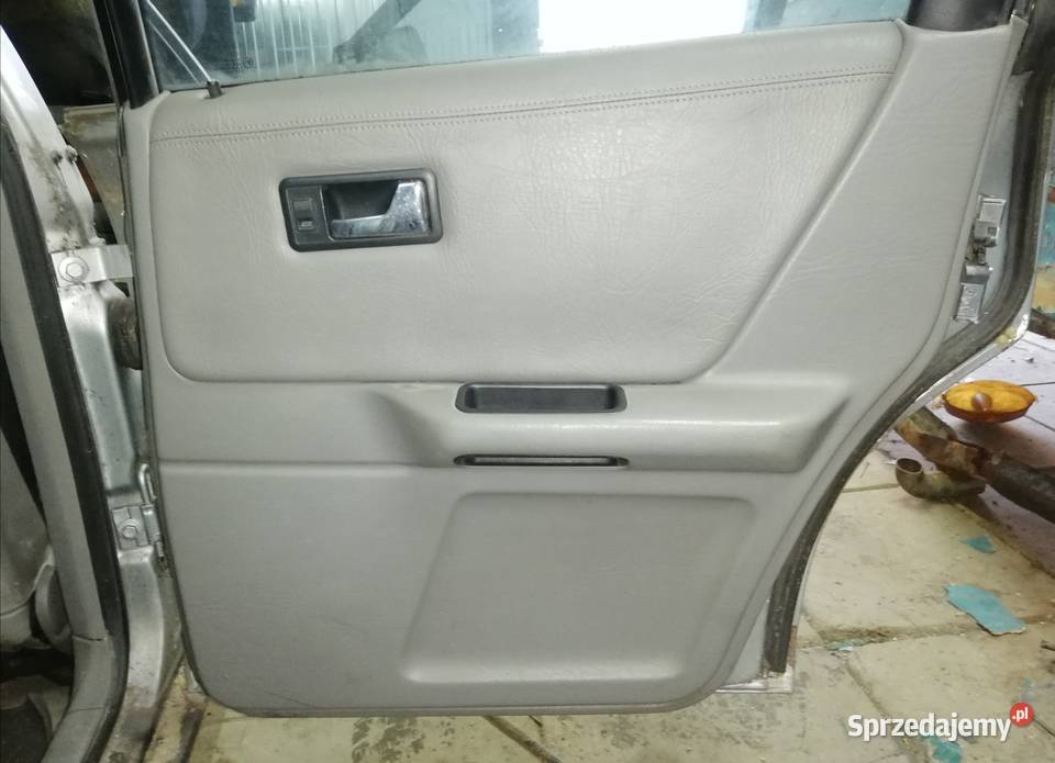 Boczki drzwi Audi 80 90 b3 b4 skóra elektryka Zagórz