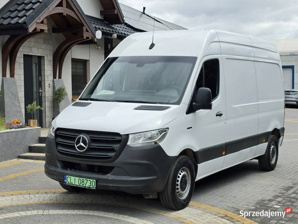 Mercedes Sprinter eSprinter elektryczny Rok produkcji 2022 Skępe