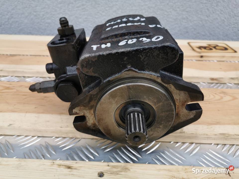 Pompa hydrauliczna Massey Ferguson TH 6030 Wilkowo sprzedam