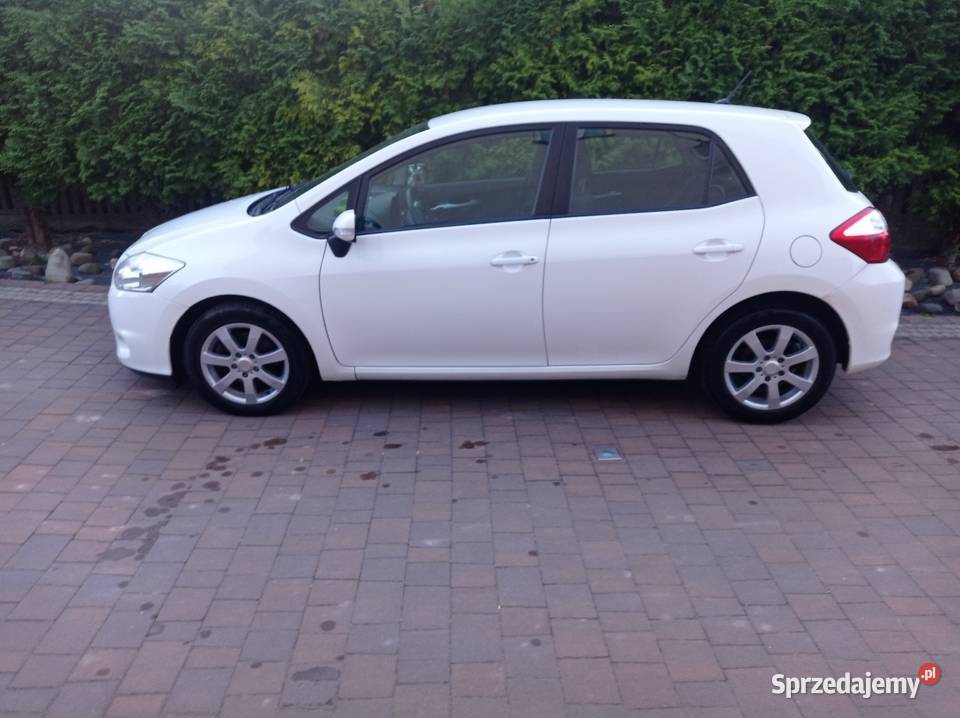 Sprzedam Toyota Auris świętokrzyskie sprzedam