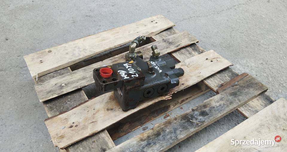 5 WYJŚĆ KOSTKA ZAWÓR ZAMEK HYDRAULICZNY VOLVO Kielce