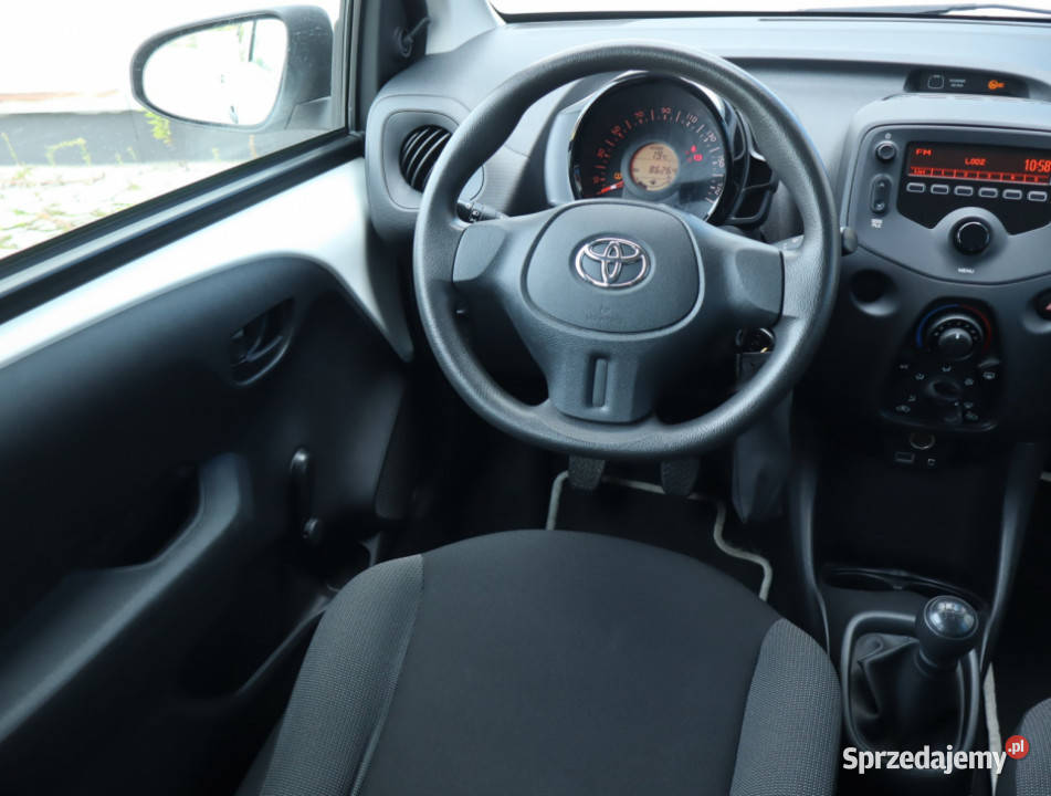 Toyota Aygo 10 VVTi Łódź