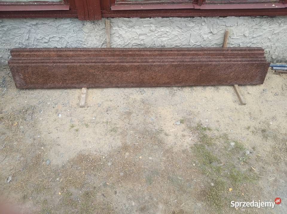 Parapet zewnętrzny granitowy Łagiewniki
