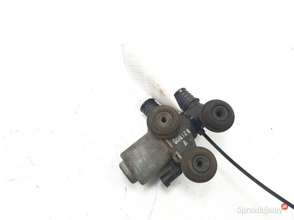 POMPA WODY BMW E46 8369805