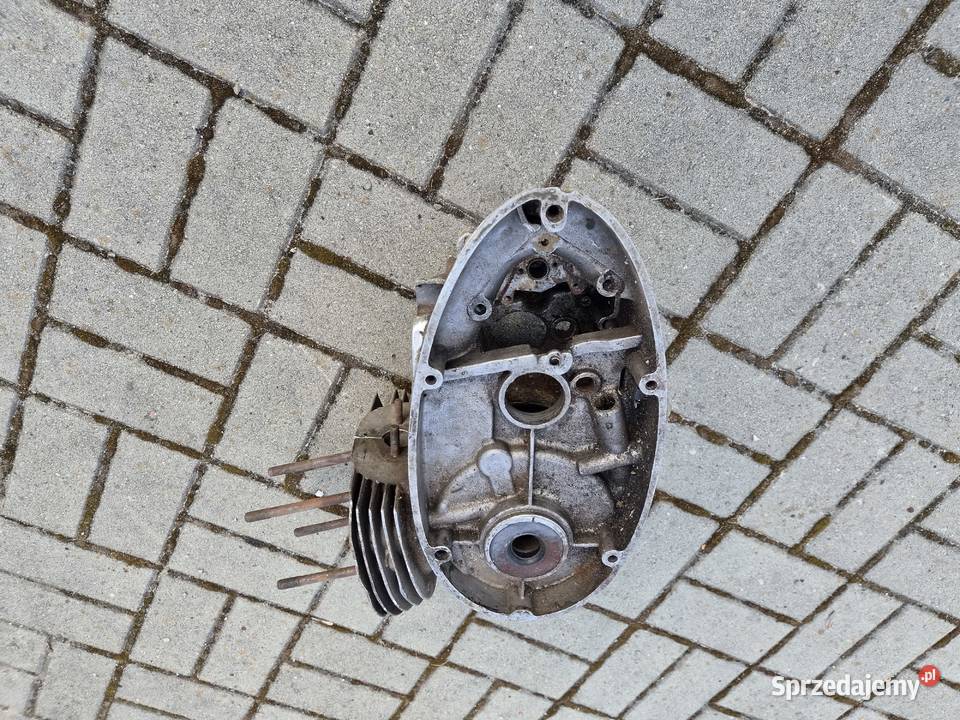 Kartery silnika Jawa 350 typ 364 połówki lubelskie