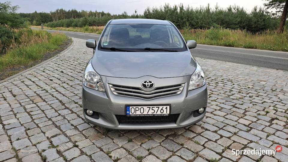 Toyota Verso 16 benzyna 20112012r Polska Nowa Wieś