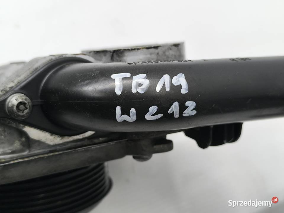 POMPA WODY MERCEDES EKLASA W212 22 CDI