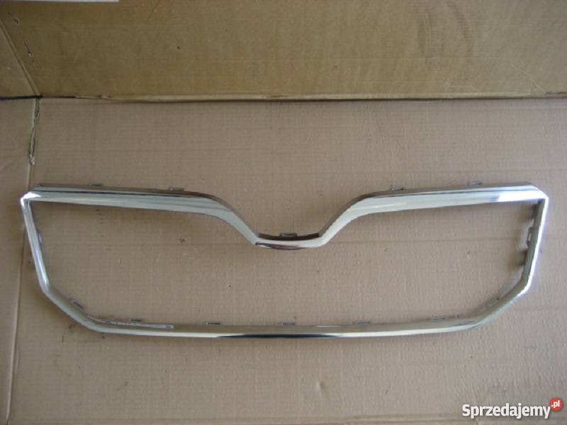 Ramka chrom atrapa grill Skoda Yeti 5L0853761 Rok produkcji 2014 Kalisz
