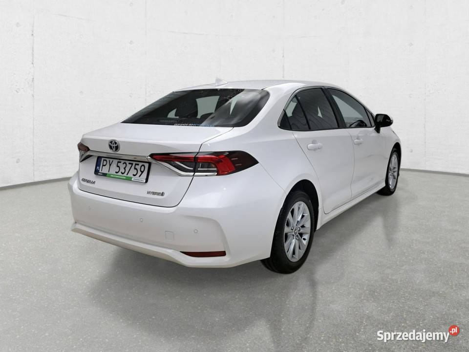 Toyota Corolla Seria E16 2012 hybryda Komorniki