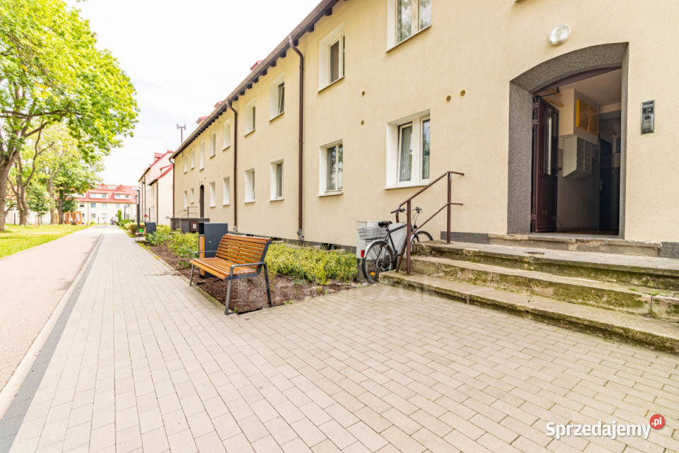 Sprzedam mieszkanie 4278m2 2pok Rumia 8181zł/m2