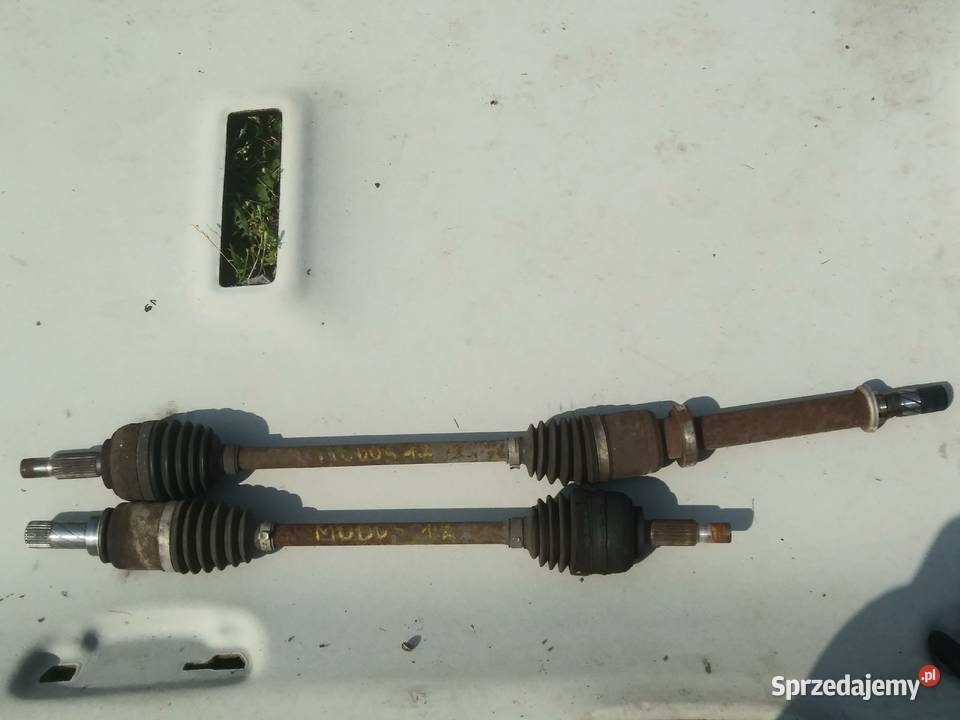 Renault Modus półoś prawa lewa 12 osobowe zachodniopomorskie Dębno