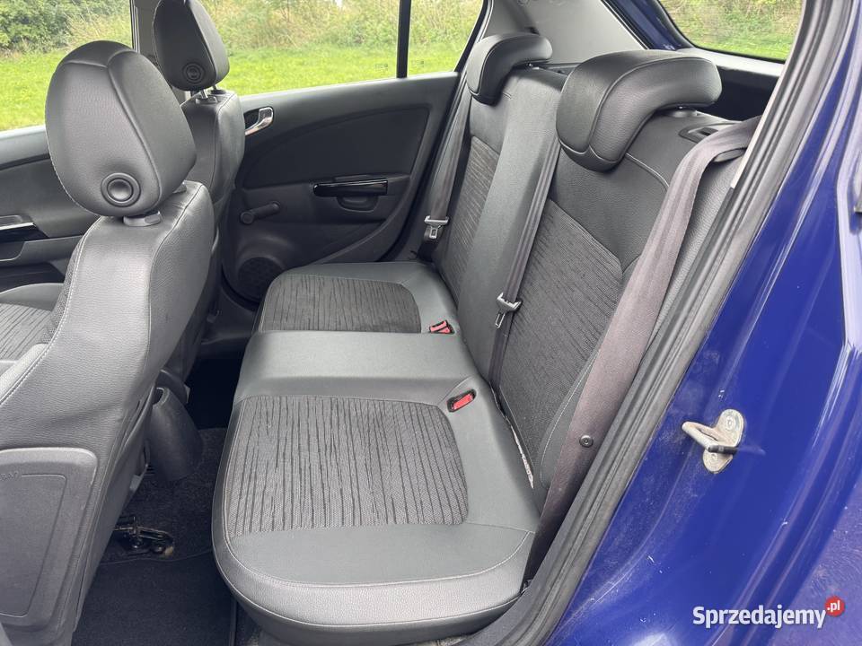 Opel Corsa D 12 benzyna bogate wyposażenie