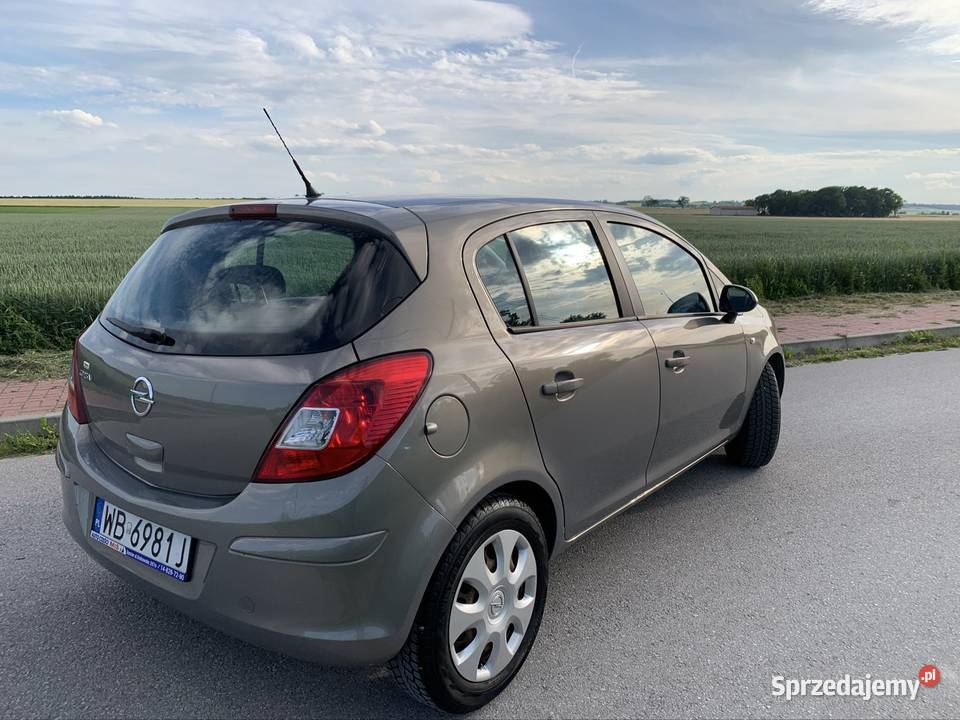 Opel Corsa D 14 Benzyna 2011 SALON POLSKA Bez nieuszkodzony świętokrzyskie Pińczów