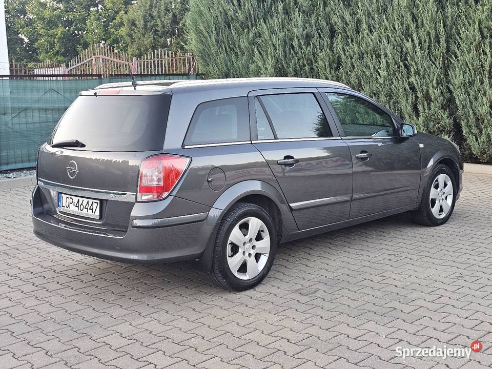 Opel Astra 18Benzyna LPG 2009r wersja COSMO Poniatowa