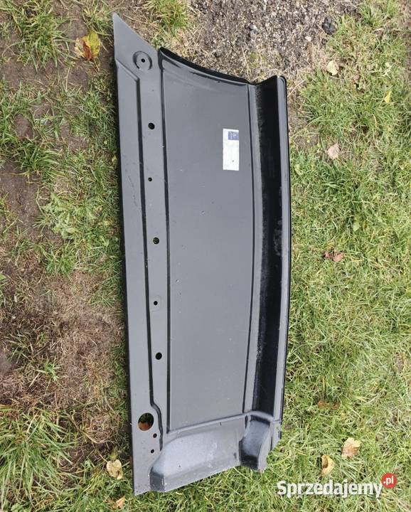 Słupek poszycie panel narożny tył lewy Mercedes dostawcze Części samochodowe Skarżysko-Kamienna