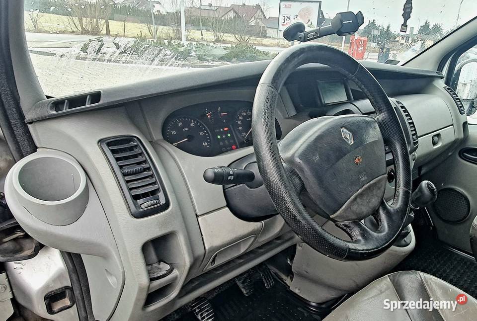 Renault Trafic 25dci brygadówka 5 osób 2463cm3 Motoryzacja Dąbrowa