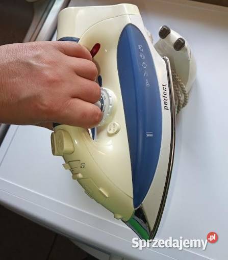 Żelazko bezprzewodowe PERFECT YPF3009A 1800W 100 AGD drobne Czudec