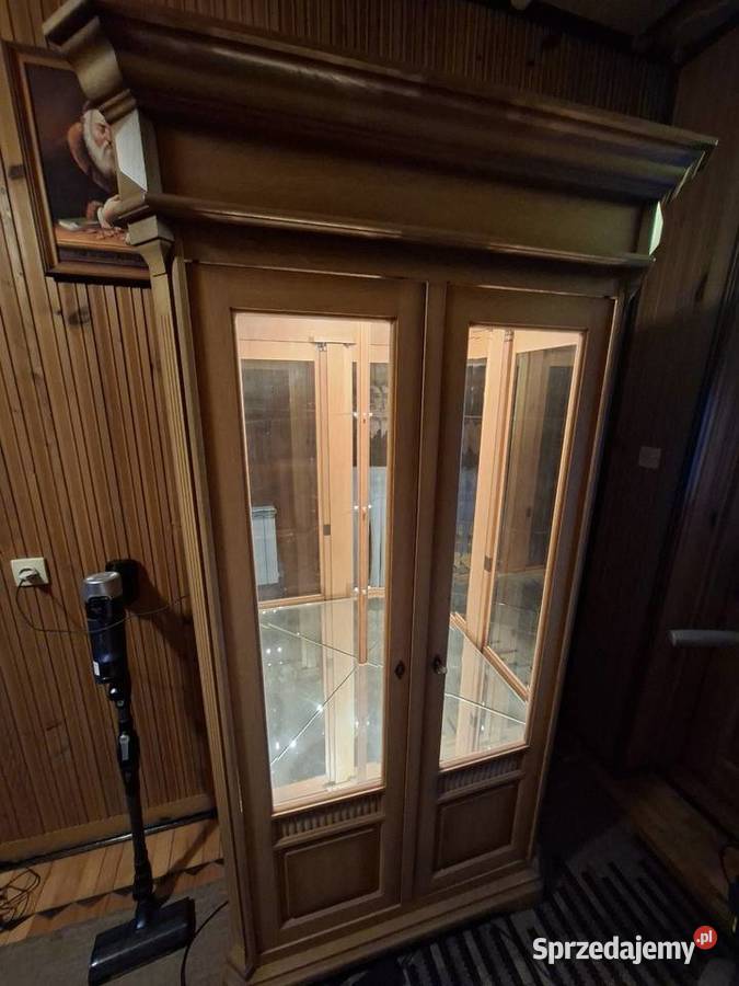 Sprzedam szafę narożną Kamień