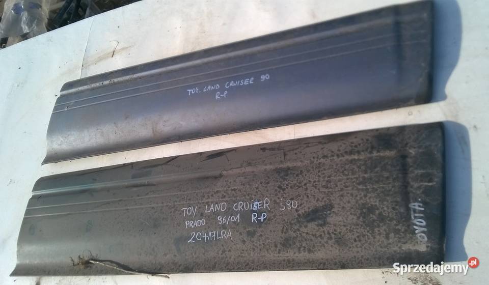 TOYOTA LAND CRUISER 90 LISTWA DRZWI PRAWA PRZÓD Wrocław