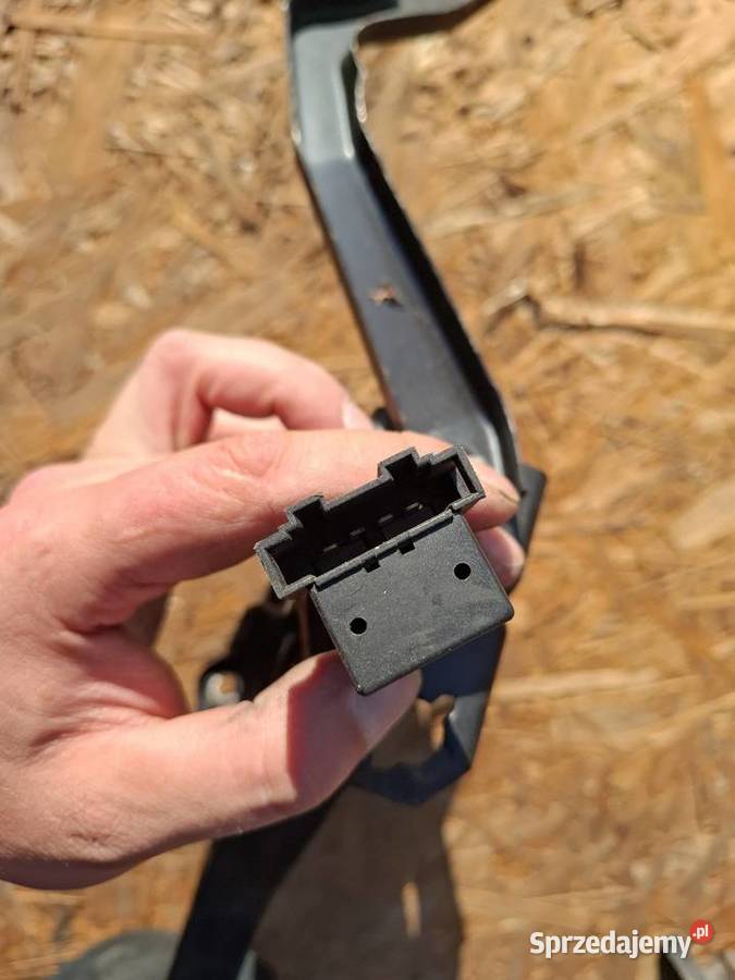 Pedał sprzęgła 1J1721321C Golf IV A3 8L Toledo Przyborów