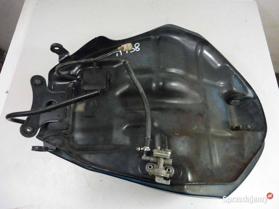 Kawasaki GPZ 600 R 87r zbiornik paliwa bak A438 Poznań