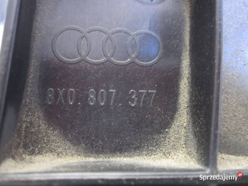 AUDI A1 ślizg zderzaka lewy tył 8X0807377 Części montażowe Kielce