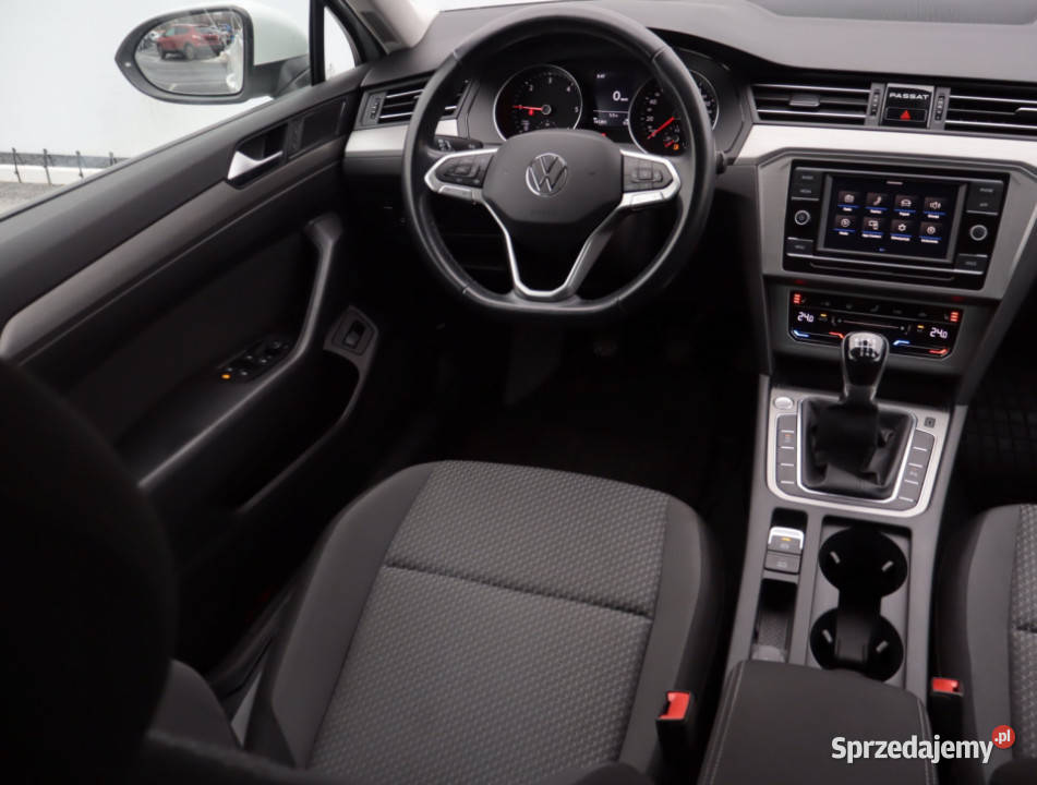 VW Passat 20 TDI biały Lublin