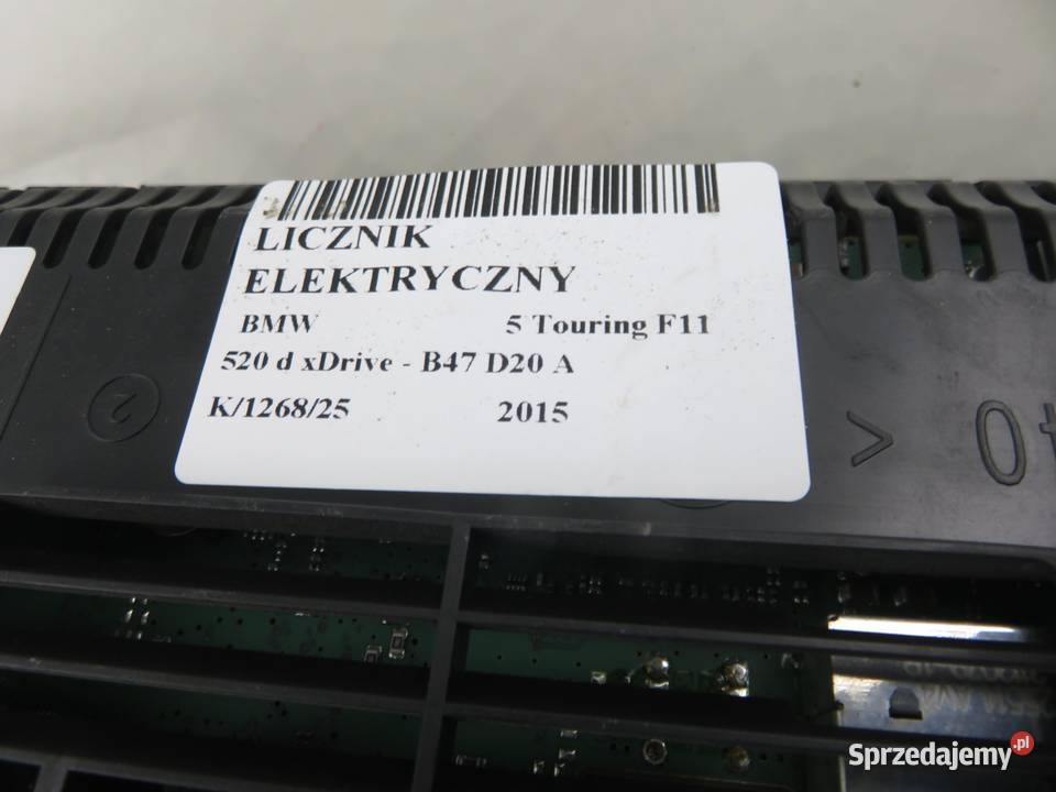 LICZNIK BMW 5 F11 520 d 9364607