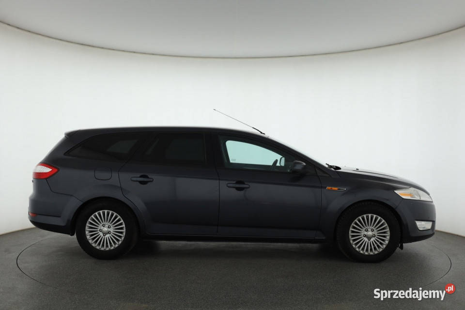 Ford Mondeo 18 TDCi